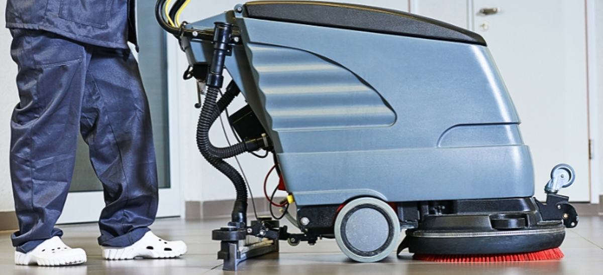 A Szabolcs Clean Kft. csapatával vállaljuk bevásárlóközpontok, hotelek, laboratóriumok, csarnokok és egyéb ipari létesítmények folyamatos, minőségi takarítását.